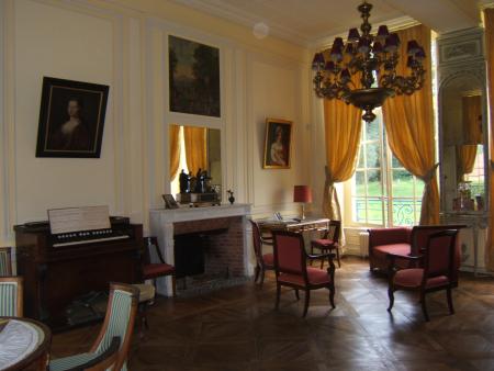 Salon de la suite Louis XVI du Chateau de Bonnemare