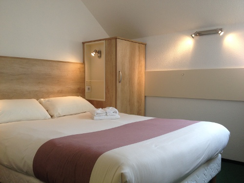 hotel mont vernon room