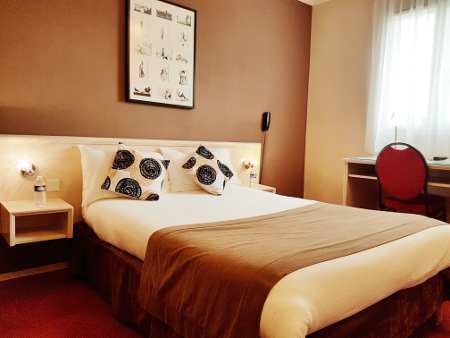 Une chambre double de l'hôtel Altina près de Giverny