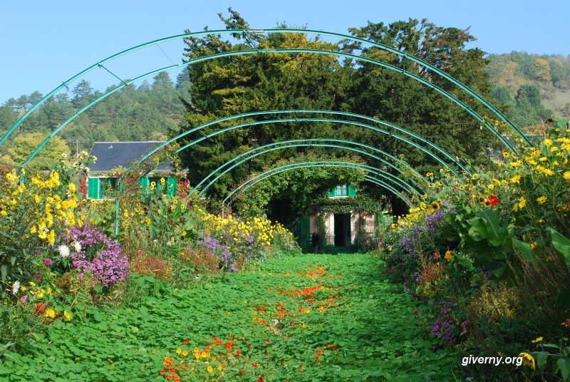 Jardin de Claude Monet à Giverny en été